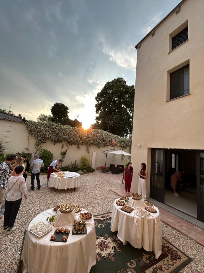 Dependance La Corte Pizzighettone Bagian luar foto